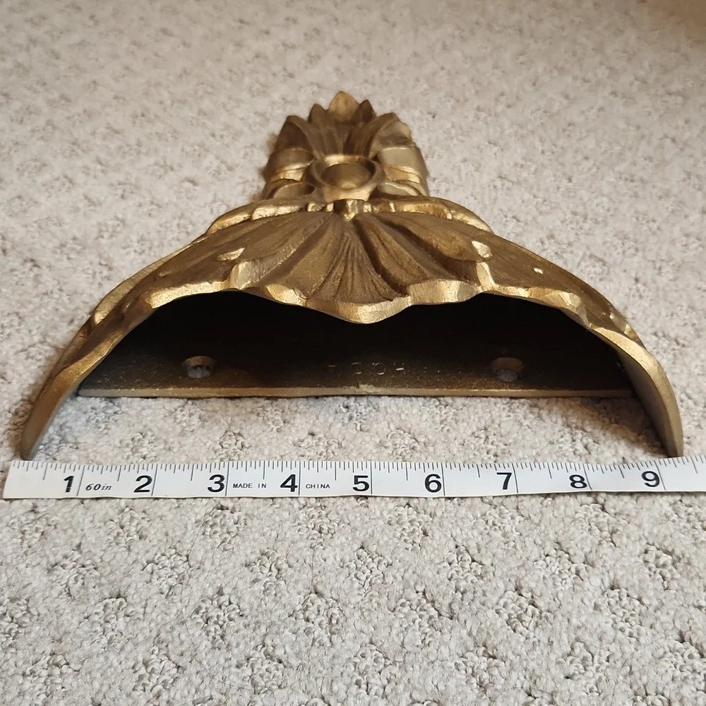 Vintage Hoda Hollywood Regency Mid-Century Golden Wall Pocket Cast Aluminum